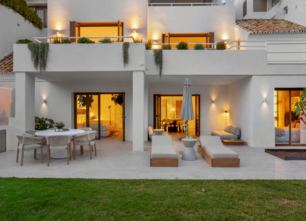 ELEGANT FOUR BEDROOM DUPLEX IN NUEVA ANDALUCÍA