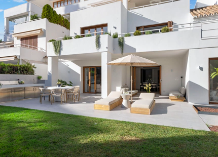 ELEGANT FOUR BEDROOM DUPLEX IN NUEVA ANDALUCÍA