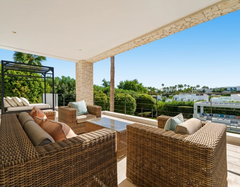 Villa for sale in Nueva Andalucia, Marbella