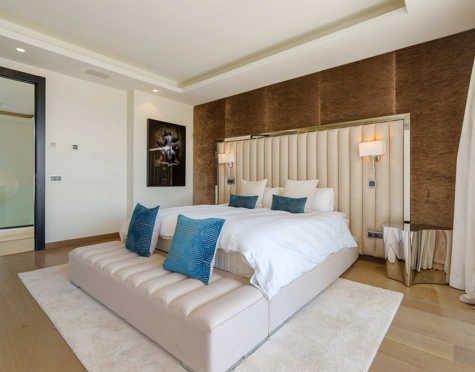 Villa for sale in Nueva Andalucia, Marbella