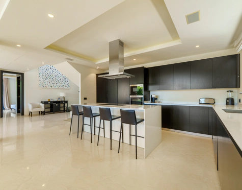 Villa for sale in Nueva Andalucia, Marbella