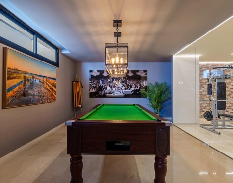 Villa for sale in Nueva Andalucia, Marbella