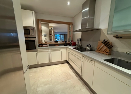 ELEGANTE APARTAMENTO ORIENTADO AL SUR EN ALQUILER EN SIERRA BLANCA