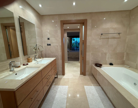 Apartment for long term rent in Sierra Blanca, Marbella Golden Mile