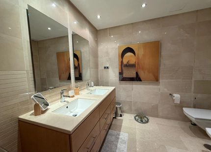 ELEGANTE APARTAMENTO ORIENTADO AL SUR EN ALQUILER EN SIERRA BLANCA