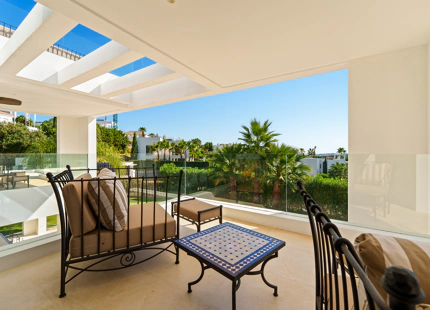ELEGANT MEDITERRANEAN VILLA IN NUEVA ANDALUCIA