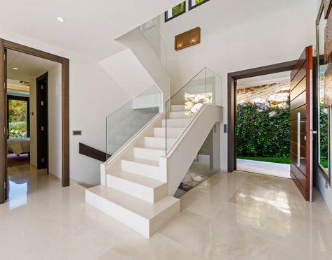 Villa for sale in Nueva Andalucia, Marbella