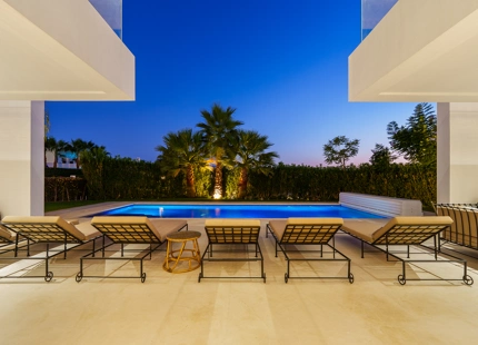 ELEGANT MEDITERRANEAN VILLA IN NUEVA ANDALUCIA