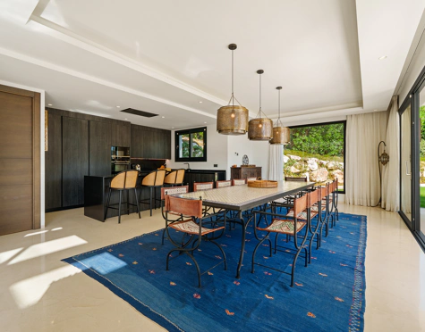 Villa for sale in Nueva Andalucia, Marbella