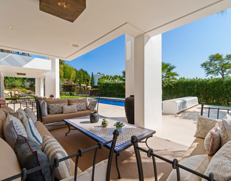 Villa for sale in Nueva Andalucia, Marbella