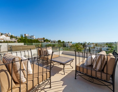 Villa for sale in Nueva Andalucia, Marbella