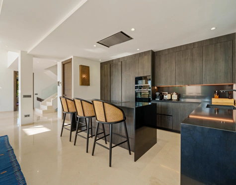 Villa for sale in Nueva Andalucia, Marbella