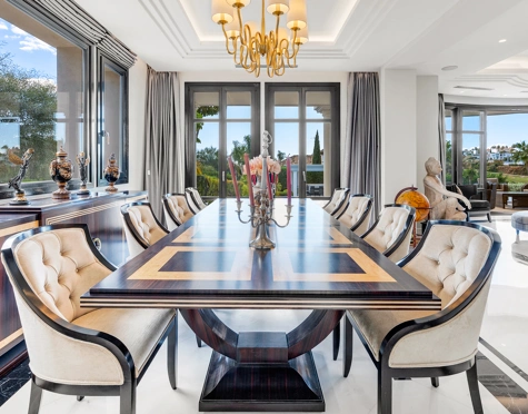 Villa en venta en La Alqueria, Benahavis