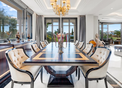 ELEGANTE VILLA CLÁSICA CON VISTAS PANORÁMICAS AL MAR Y AL GOLF EN LA ALQUERÍA