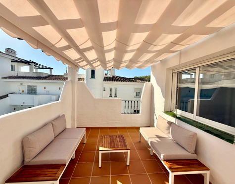 Atico Duplex en alquiler larga temporada en Los Naranjos, Nueva Andalucia