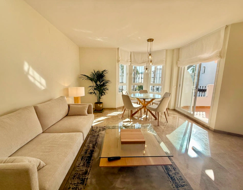 Atico Duplex en alquiler larga temporada en Los Naranjos, Nueva Andalucia