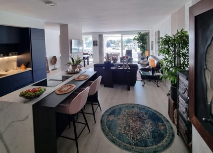 ELEGANT APARTMENT WITH COVERED TERRACE IN LA QUINTA, BENAHAVÍS