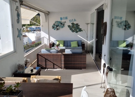 ELEGANT APARTMENT WITH COVERED TERRACE IN LA QUINTA, BENAHAVÍS