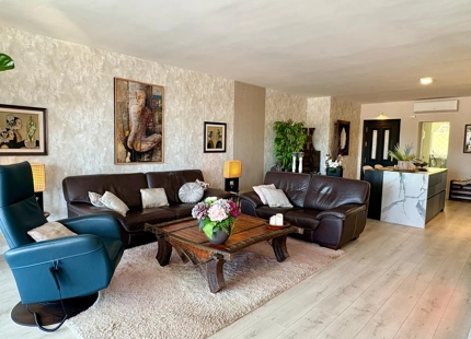 ELEGANT APARTMENT WITH COVERED TERRACE IN LA QUINTA, BENAHAVÍS