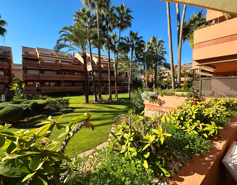 Apartamento en venta en Marbella - Puerto Banus