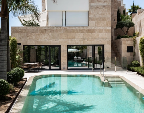 Apartment for sale in Grand View, Benahavis