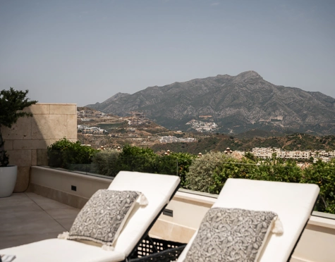 Apartment for sale in Grand View, Benahavis