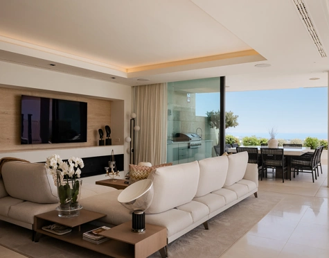Apartment for sale in Grand View, Benahavis