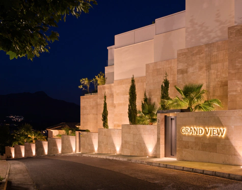 Apartment for sale in Grand View, Benahavis