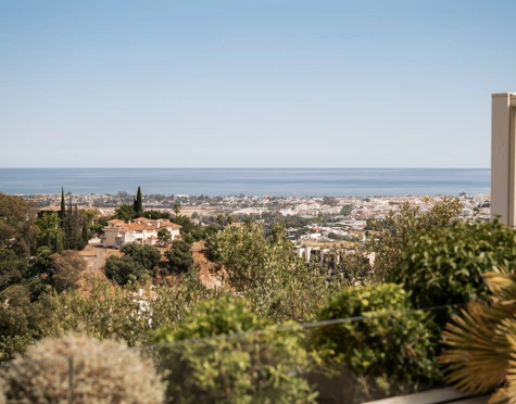 Apartment for sale in Grand View, Benahavis
