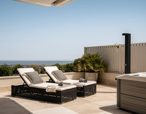 Apartment for sale in Grand View, Benahavis