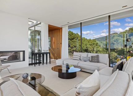 EXCEPTIONAL VILLA FOR SALE IN BENAHAVÍS WITH BREATHTAKING VIEWS