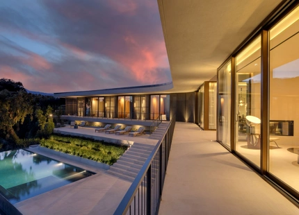 EXCEPTIONAL VILLA FOR SALE IN BENAHAVÍS WITH BREATHTAKING VIEWS