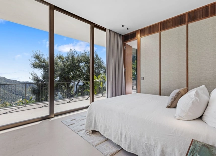 EXCEPTIONAL VILLA FOR SALE IN BENAHAVÍS WITH BREATHTAKING VIEWS