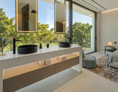 Semi Detached Villa for sale in Marbella Golden Mile