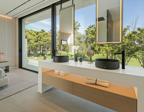 Semi Detached Villa for sale in Marbella Golden Mile