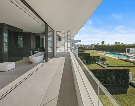 Semi Detached Villa for sale in Marbella Golden Mile