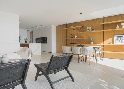 APARTAMENTO EXCEPCIONAL EN NUEVA ANDALUCÍA CON PISCINA PRIVADA Y VISTAS PANORÁMICAS