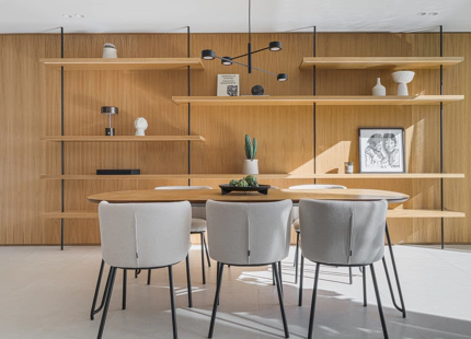 APARTAMENTO EXCEPCIONAL EN NUEVA ANDALUCÍA CON PISCINA PRIVADA Y VISTAS PANORÁMICAS