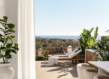 APARTAMENTO EXCEPCIONAL EN NUEVA ANDALUCÍA CON PISCINA PRIVADA Y VISTAS PANORÁMICAS