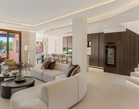 Duplex Penthouse for sale in New Golden Mile, Estepona East