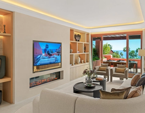 Duplex Penthouse for sale in New Golden Mile, Estepona East