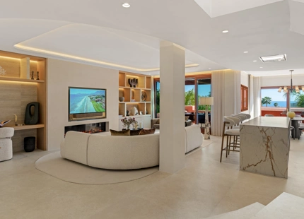 IMPRESIONANTE ÁTICO DÚPLEX DE 3 DORMITORIOS EN LA NUEVA MILLA DE ORO DE ESTEPONA
