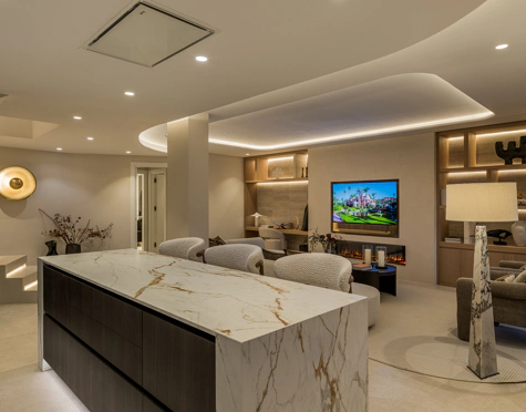 Duplex Penthouse for sale in New Golden Mile, Estepona East