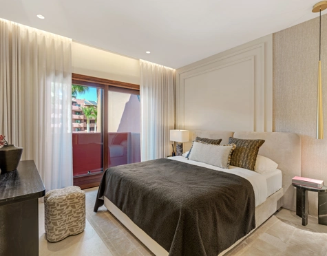 Duplex Penthouse for sale in New Golden Mile, Estepona East