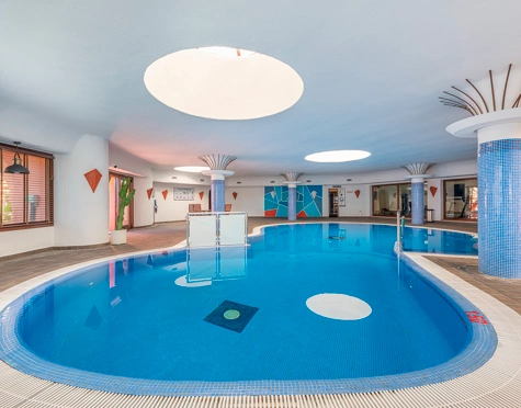 Duplex Penthouse for sale in New Golden Mile, Estepona East