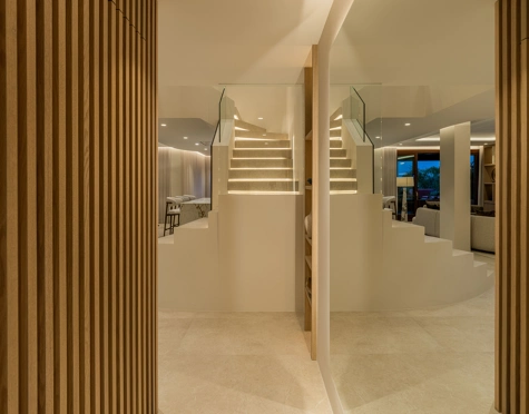 Duplex Penthouse for sale in New Golden Mile, Estepona East