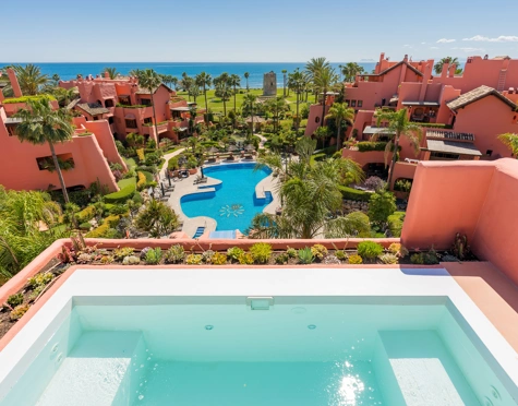 Duplex Penthouse for sale in New Golden Mile, Estepona East