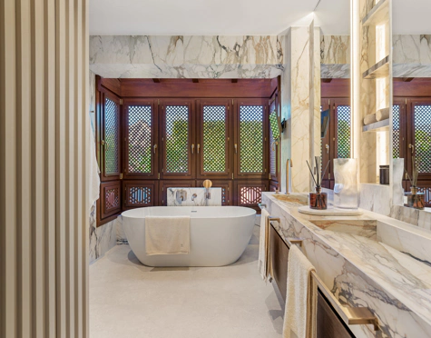 Duplex Penthouse for sale in New Golden Mile, Estepona East