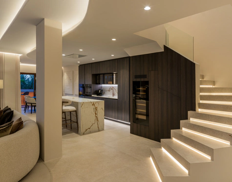 Duplex Penthouse for sale in New Golden Mile, Estepona East