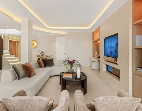 Duplex Penthouse for sale in New Golden Mile, Estepona East